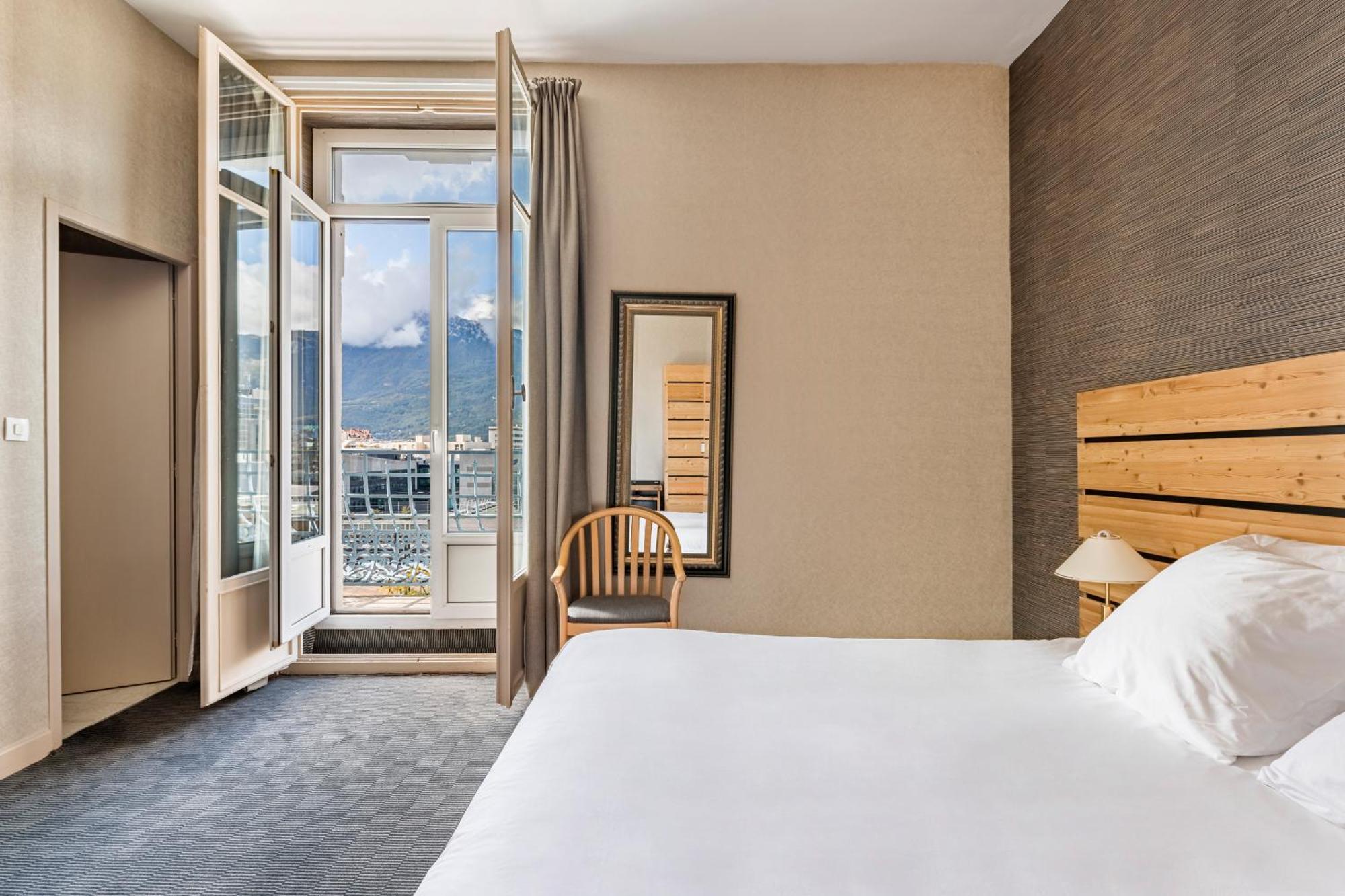 Hotel Terminus Grenoble Esterno foto